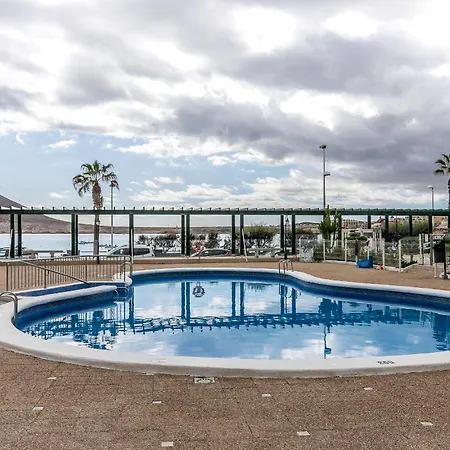 Comfy Beachfront Retreat El Medano, Terrace & Pool *